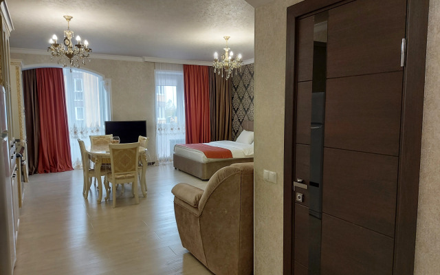 Апартаменты 5 Звезд на Шамиля Джикаева 5А-2