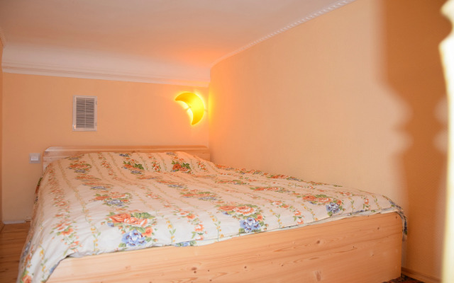 Alehandro Na Vasilevskom Ostrove Hotel