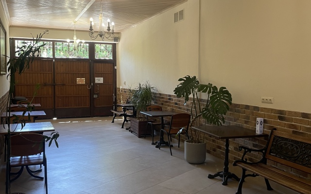 Emili Guest House