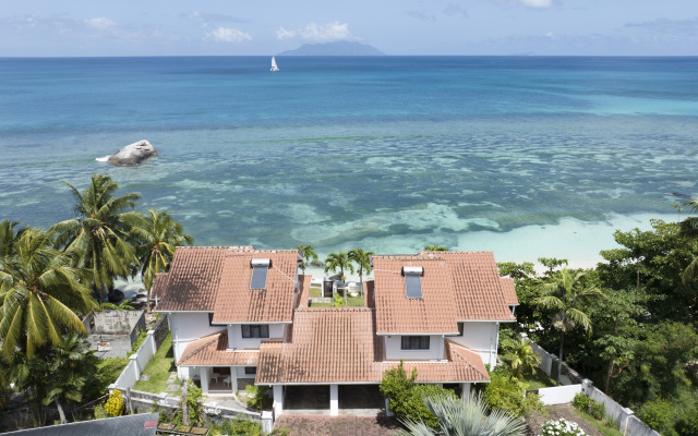 Ocean View Villa - Beauvallon villas