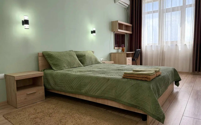 Uyutnye Apartamenty Kievskaya, 190 Flat