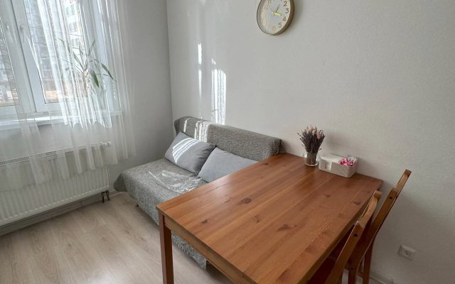 Квартира Уютная 1-к 10 мин от Комендантского