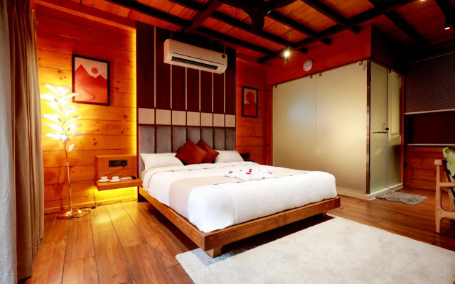 Resort Wooden ECR Sea Resort