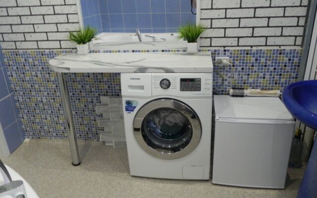 Na Krestovoy Ulitse 27 Flat