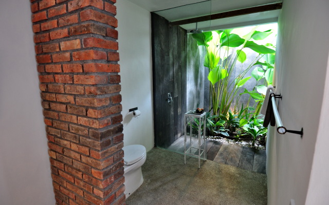 Вилла Authentic 2BR in Seminyak