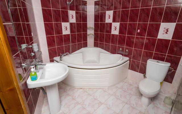 Na Ulitse Dovatora 42V Flat