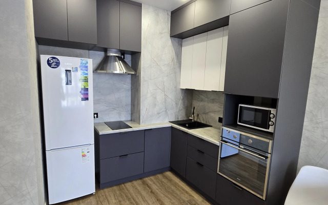 Kemkomfort na b-r Stroiteley 60k3 na 15 etazhe Apartments