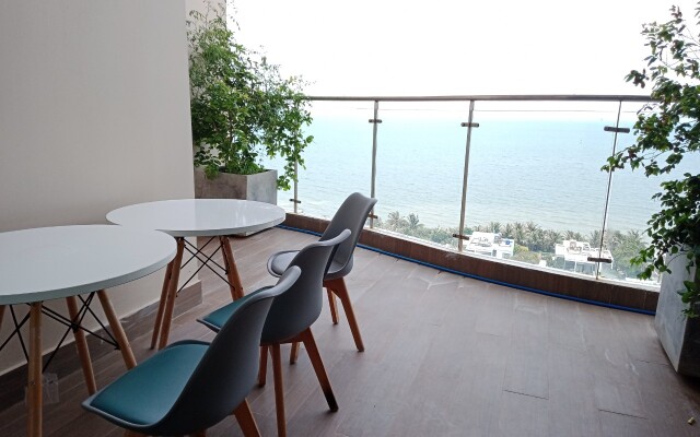 Апартаменты Penthouse Sea-View w Beach near by