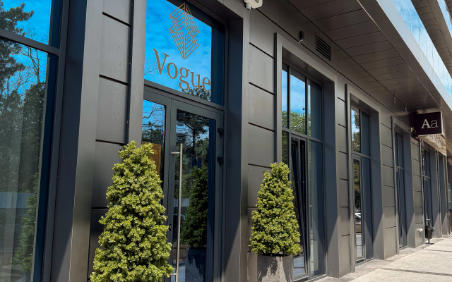 Отель Vogue
