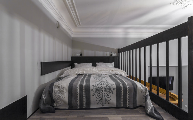 OM Apartments