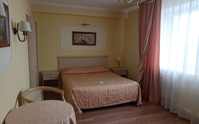 Nikolskiy Posad Hotel