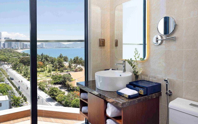 Отель Best Western Premier Marvella Nha Trang