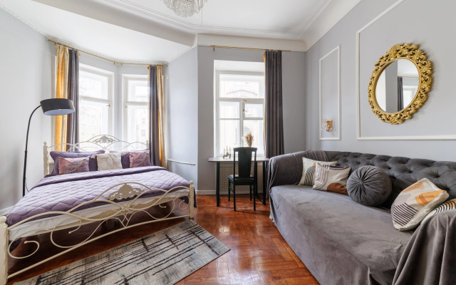 Апартаменты Лофт у Площади Восстания 2 спальни