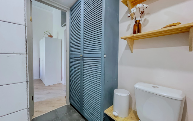 Studiya Green FOX v samom tsentre Astrakhani Flat