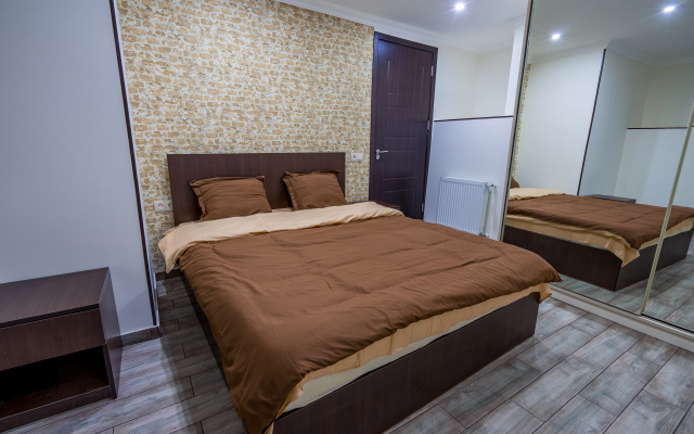 Golden Smart's Apartments