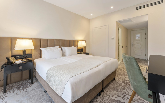 Курортный отель Mosavali