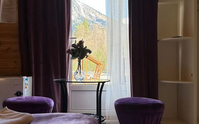 Golden Arkhyz Guest House