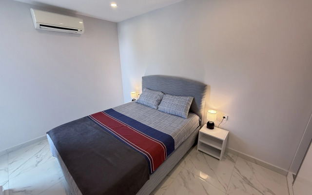 V 100 Metrakh ot Plyazha Cleopatra Apartments