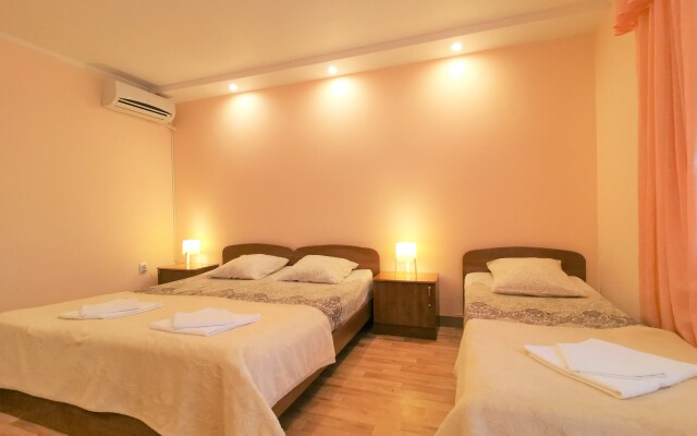 Standart Na Kazachem15 Guest House
