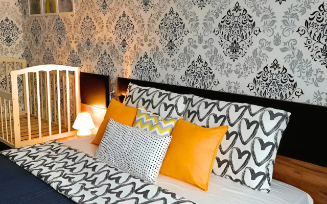 Lux  Apartments