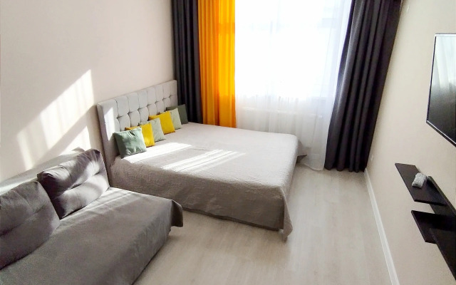 Strana v Tyumeni Flat