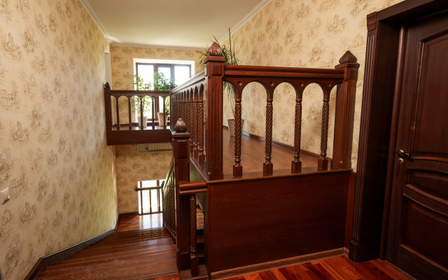 Grushewuy Sad Guest House