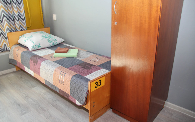 Parking Hostel