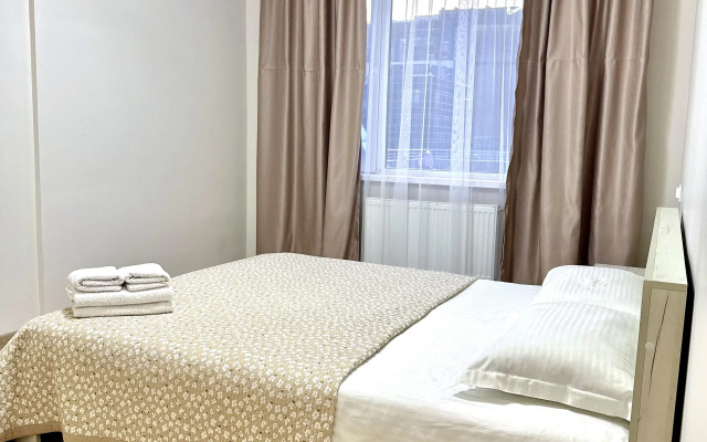 3 Na Prospekte Kabanbay Batyra 49a Apartments