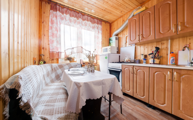 Апартаменты на Коллективной 4