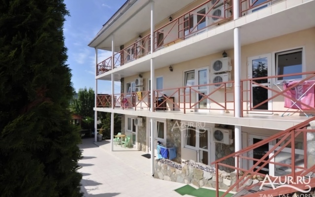 Alpiyskiy Guest House