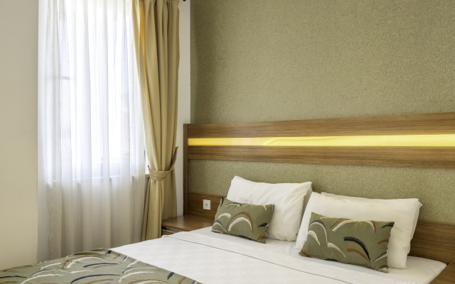 La Brisa Hotel