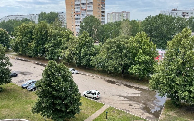 Stilnaya I Yarkaya Na Revolyutsionnoy Flat