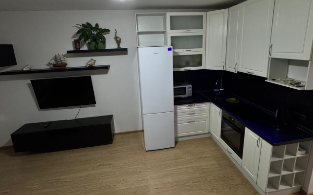 Квартира cтудия на 25 этаже с боковым панорамным видом