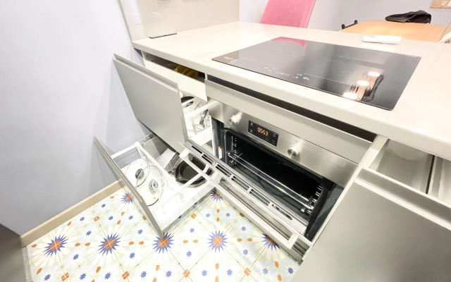 S 2 Spalnyami V Zhk Sokol Flat