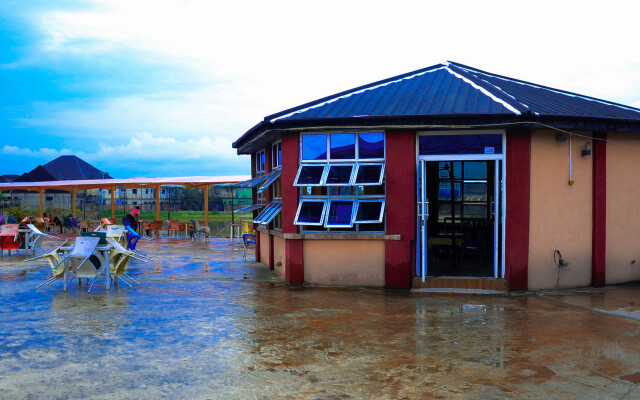 Lake Side Hotel Warri Hotel