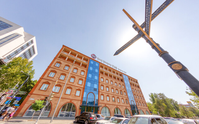 Best Western Plus Congress Hotel