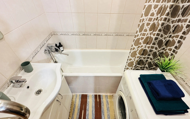Uyutnaya Odnokomnatnaya Nedaleko Ot Trk Planeta Flat