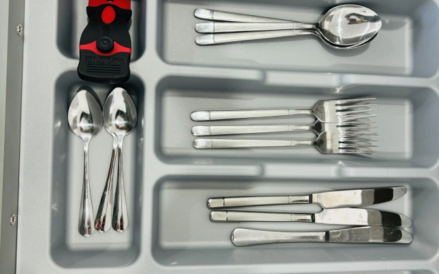 Квартира студия дизайнерская на Декабристов 129