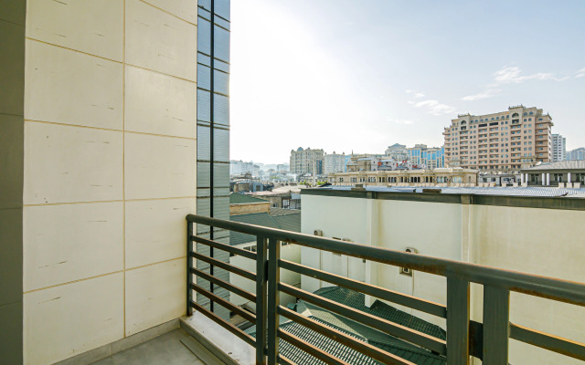 Luxury White in Nizami Street Apartments