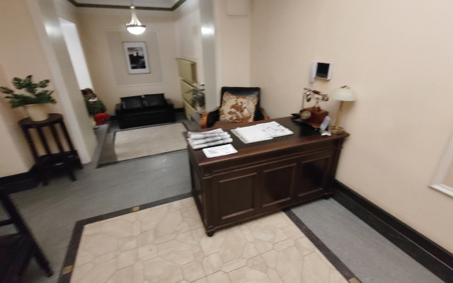 Stalinskiy Ampir Apartments