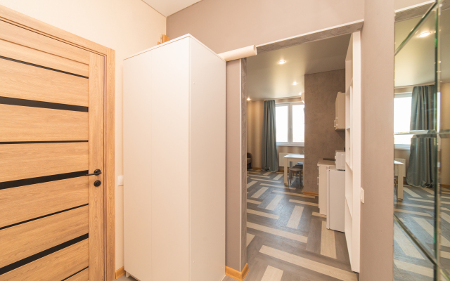 Rest Salute with a swing Apartments