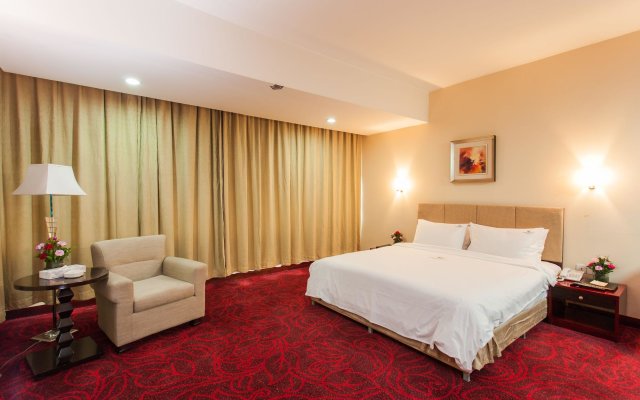 Отель Dhaka Regency Hotel & Resort