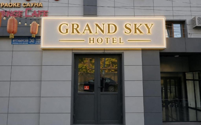 Grand Sky Hotel