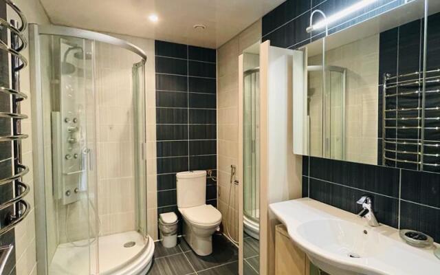 Yacht Club Fregat Hotel