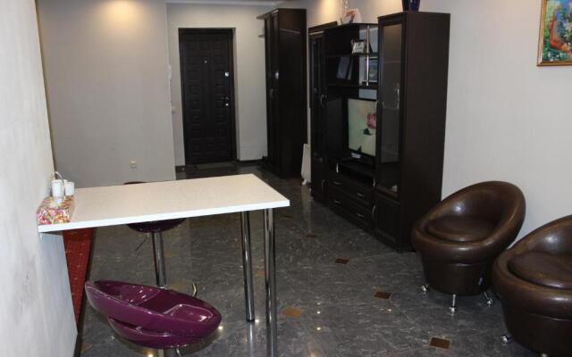 Chaikovsky Flat