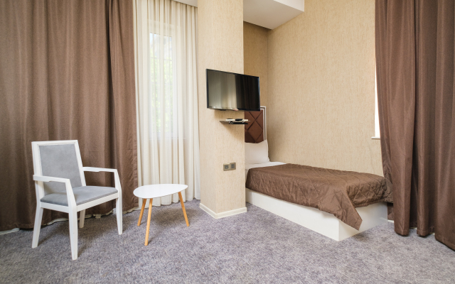 Maestro Hotel