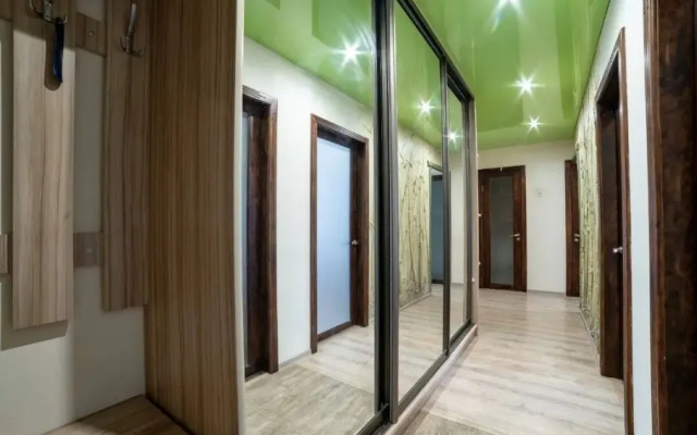 Na Ulitse Kozhara 5 Apartments