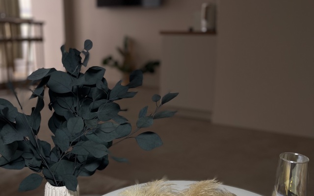 Vyshe Vsekh Flat