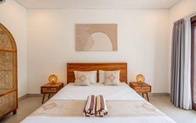 Вилла Spacious 4BR Mila Mou with rooftop