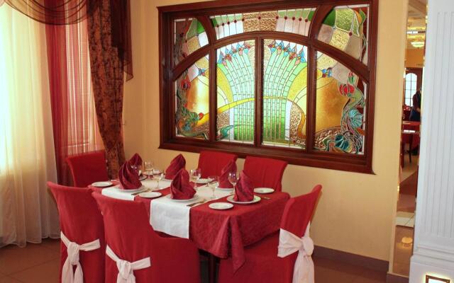 Отель Надеждинский